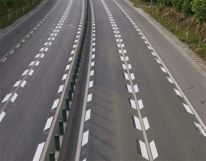 河南雙組份標(biāo)線涂料案例